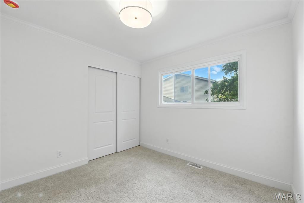 15282 Springrun Drive Chesterfield, MO 63017 - Photo 20 of 33 Gallery Image 20