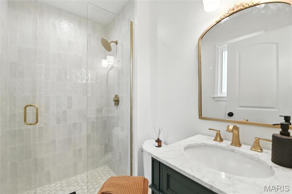 15282 Springrun Drive Chesterfield, MO 63017 - Photo 22 of 33 Gallery Image 22