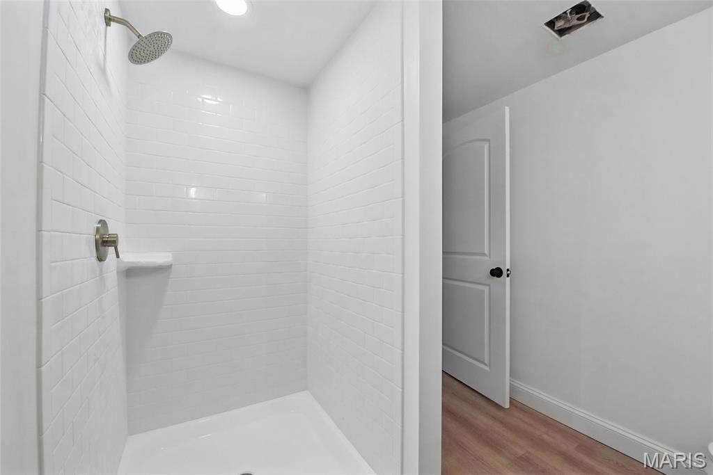 15282 Springrun Drive Chesterfield, MO 63017 - Photo 25 of 33 Gallery Image 25