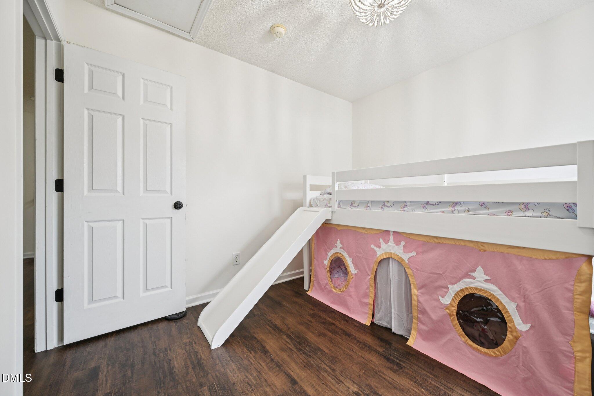 5004 Silverdene Street Raleigh, NC 27616 - Photo 19 of 34 19-web-or-mls-Silverdene St-S2802-019
