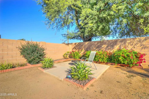 $374,900 | 5515 South 15th Way, Phoenix, AZ 85040