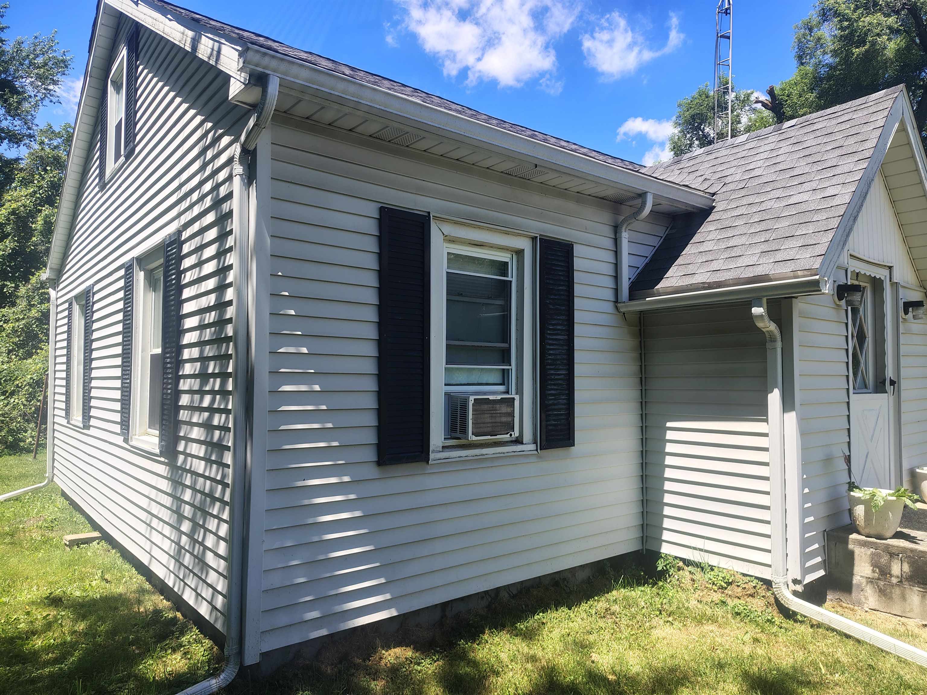 210 Doepker Road Owosso, MI 48867 - Photo 9 of 33