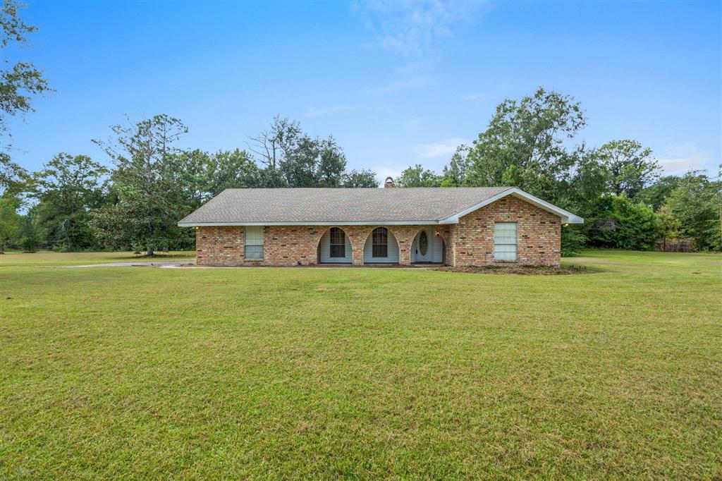 2295 Sutherland Road Lake Charles, LA 70611 - Photo 1 of 15 Gallery Image 1