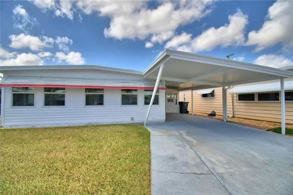 $129,900 | 145 Holiday Lane, Auburndale, FL 33823