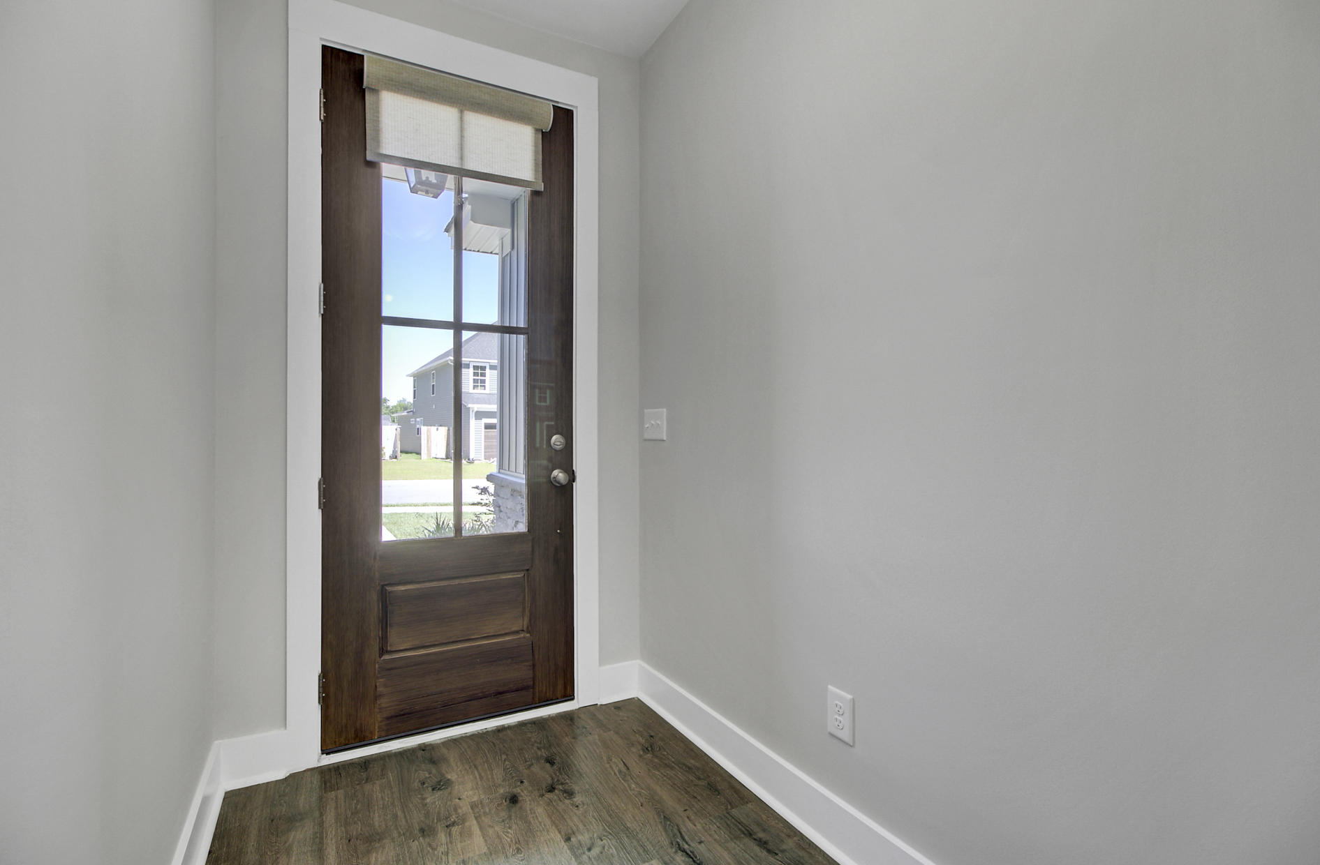 313 Citation Way Moncks Corner, SC 29461 - Photo 6 of 35 b5a6bae5-d574-405c-8dc5-617774d181b1_-_6