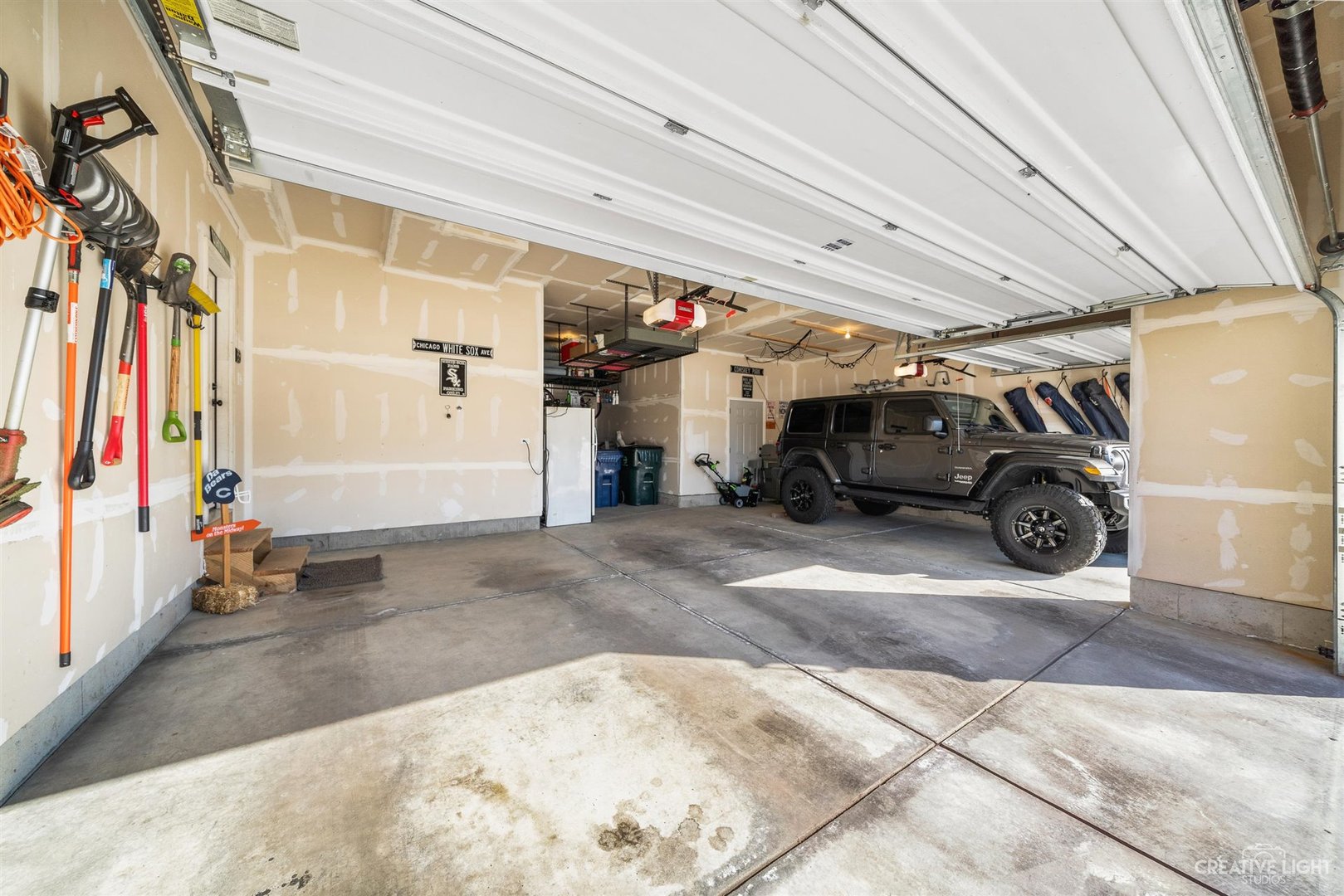 3806 Monterey Circle Algonquin, IL 60102 - Photo 26 of 33 a view of a car garage
