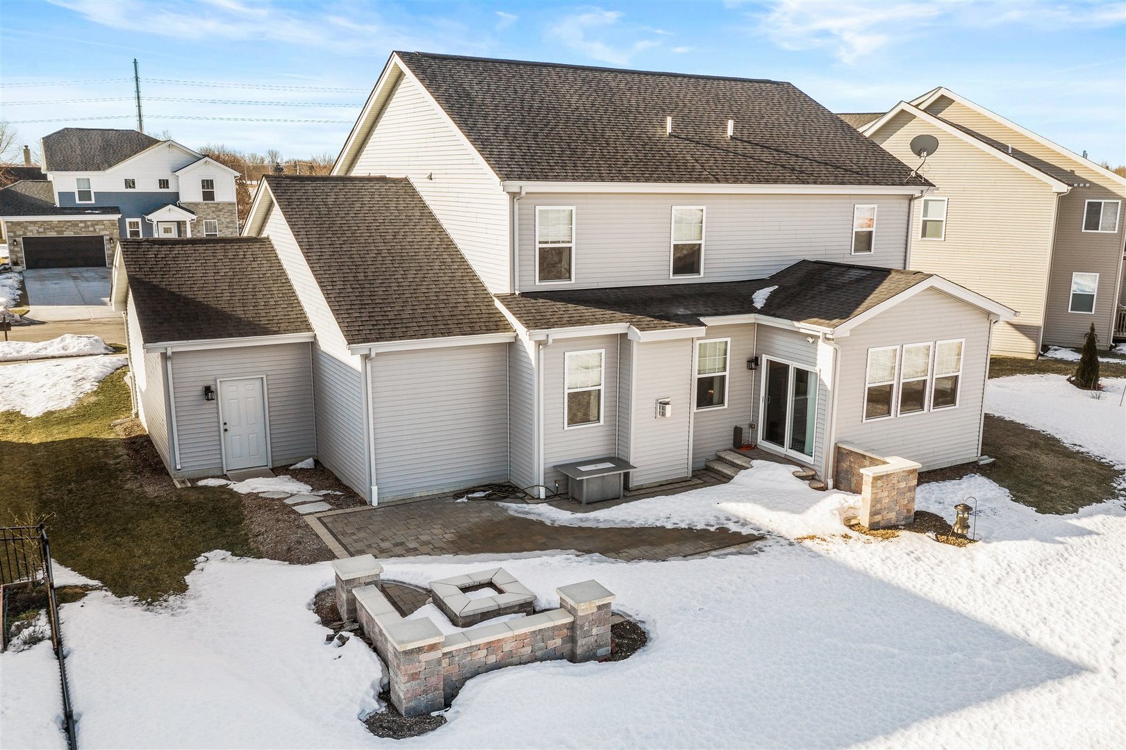 3806 Monterey Circle Algonquin, IL 60102 - Photo 29 of 33 a front view of a house with a yard