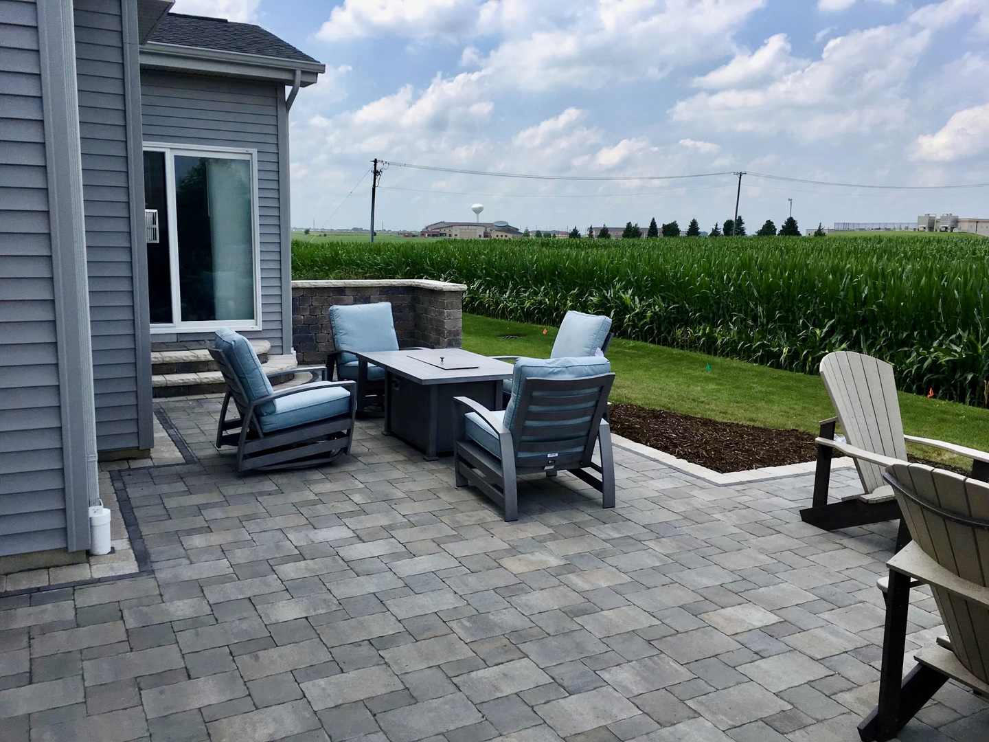 3806 Monterey Circle Algonquin, IL 60102 - Photo 33 of 33 a view of a patio with a table and chairs