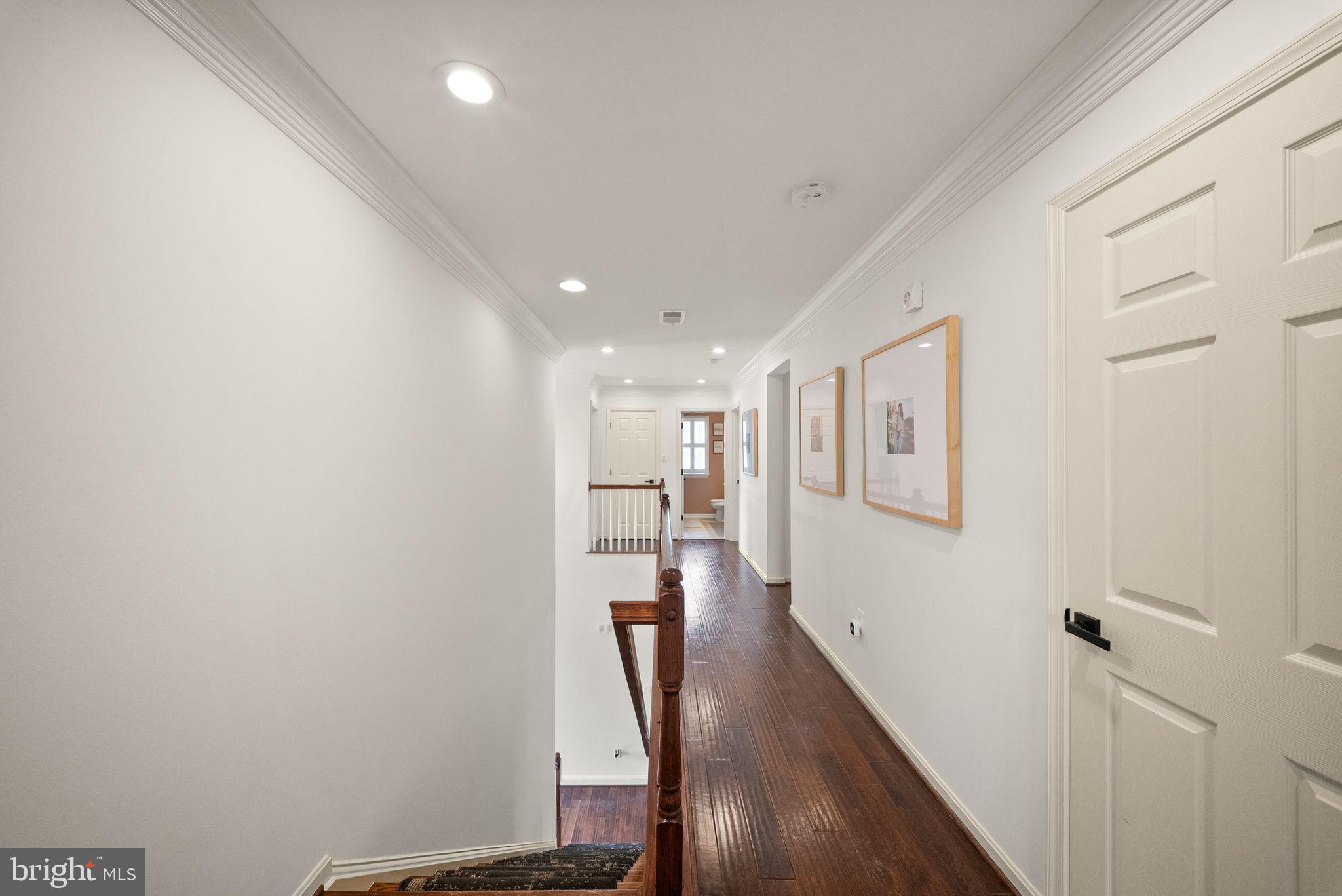 7054 Hi-Rock Ridge Road Warrenton, VA 20187 - Photo 32 of 84 Upper Level Hallway