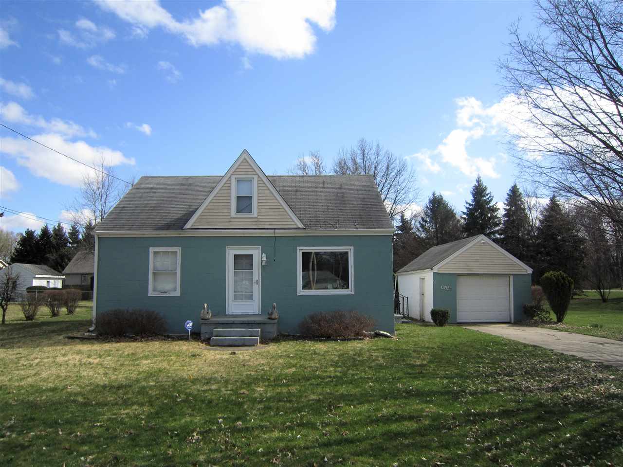 18420 Bulla Road South Bend, IN 46637 - Photo 1 of 31 Gallery Image 1