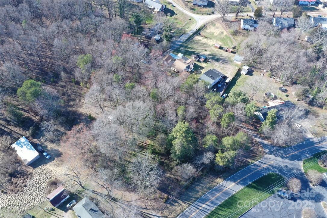 320 Fairgrove Church Road Southeast Conover, NC 28613 - Photo 15 of 27