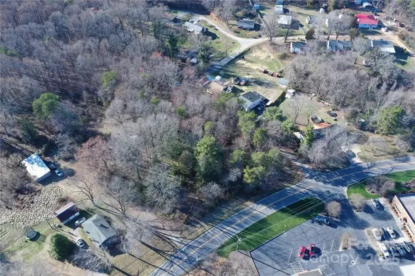 $42,500 | 320 Fairgrove Church Road Southeast, Conover, NC 28613