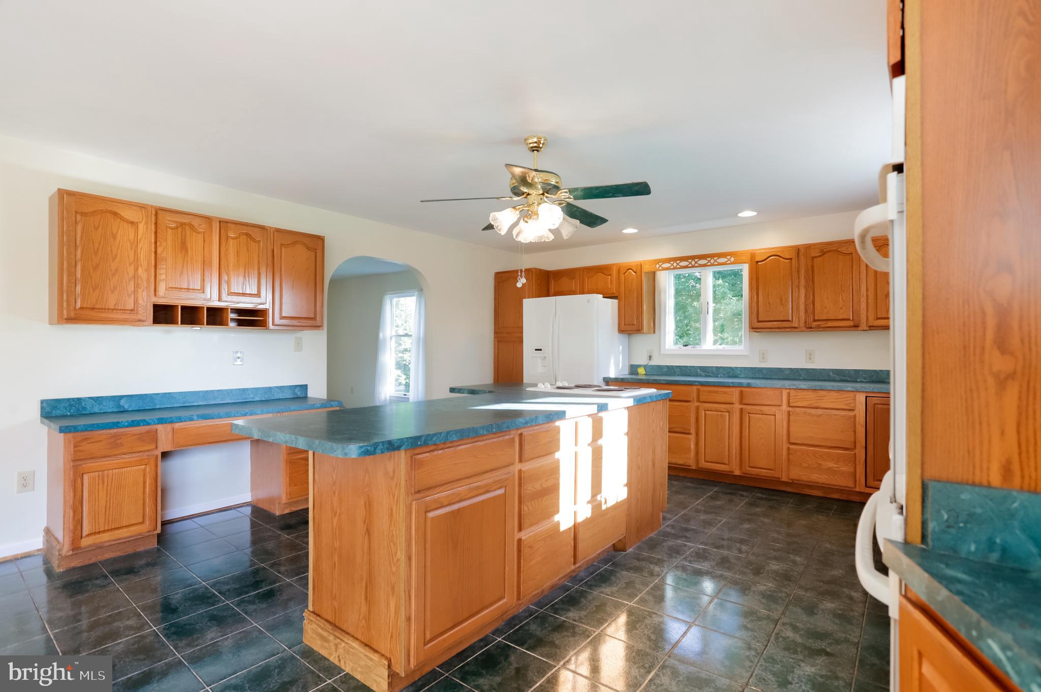 7925 Neck Road Williamsport, MD 21795 - Photo 11 of 50 Gallery Image 11