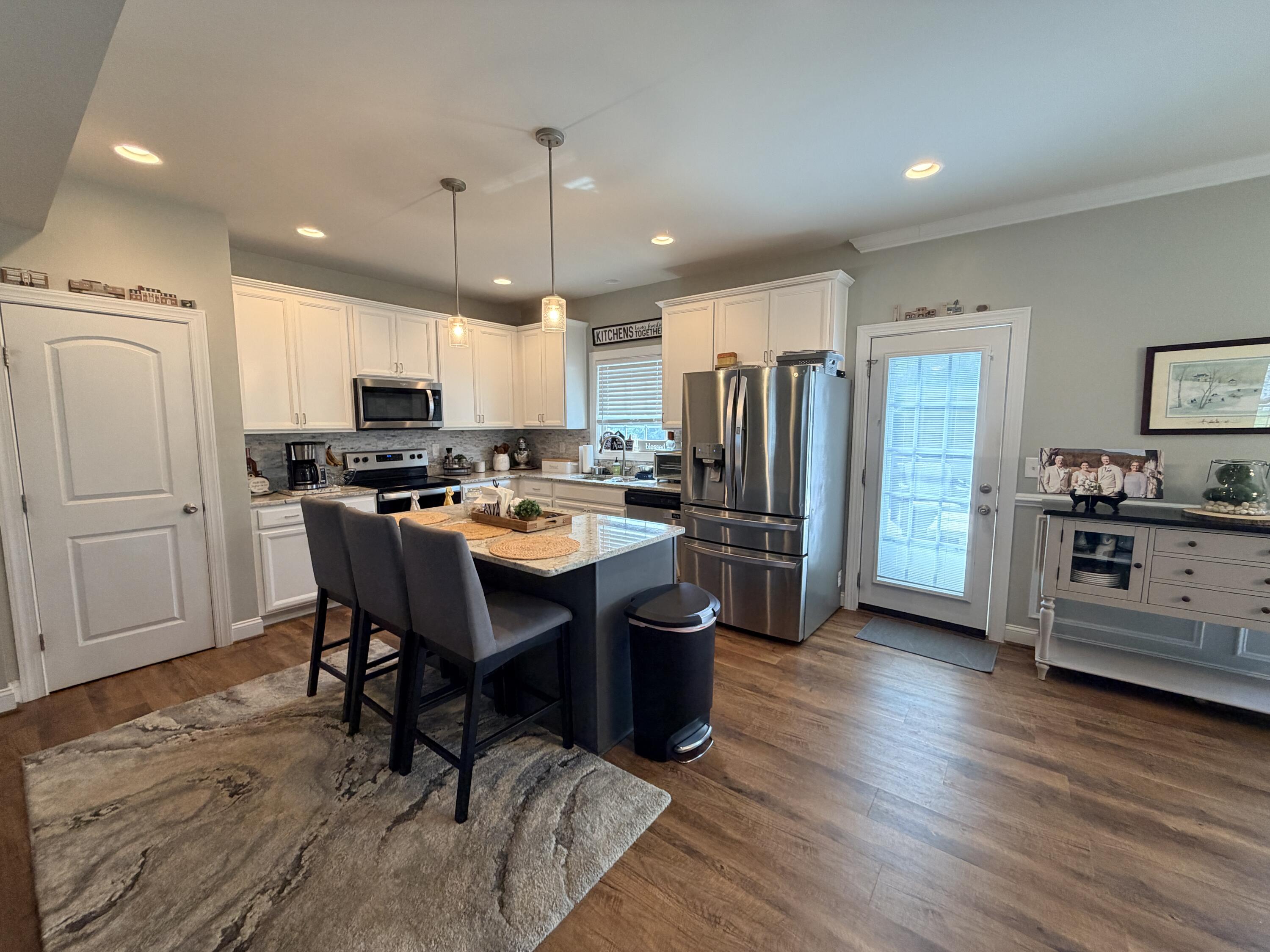595 Spring Grove Drive Vinton, VA 24179 - Photo 5 of 29 20260710_141626920_iOS