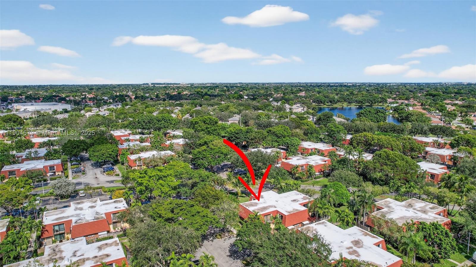 9927 Northwest 6th Place Plantation, FL 33324 - Photo 37 of 43 an aerial view of residential houses with outdoor space and trees