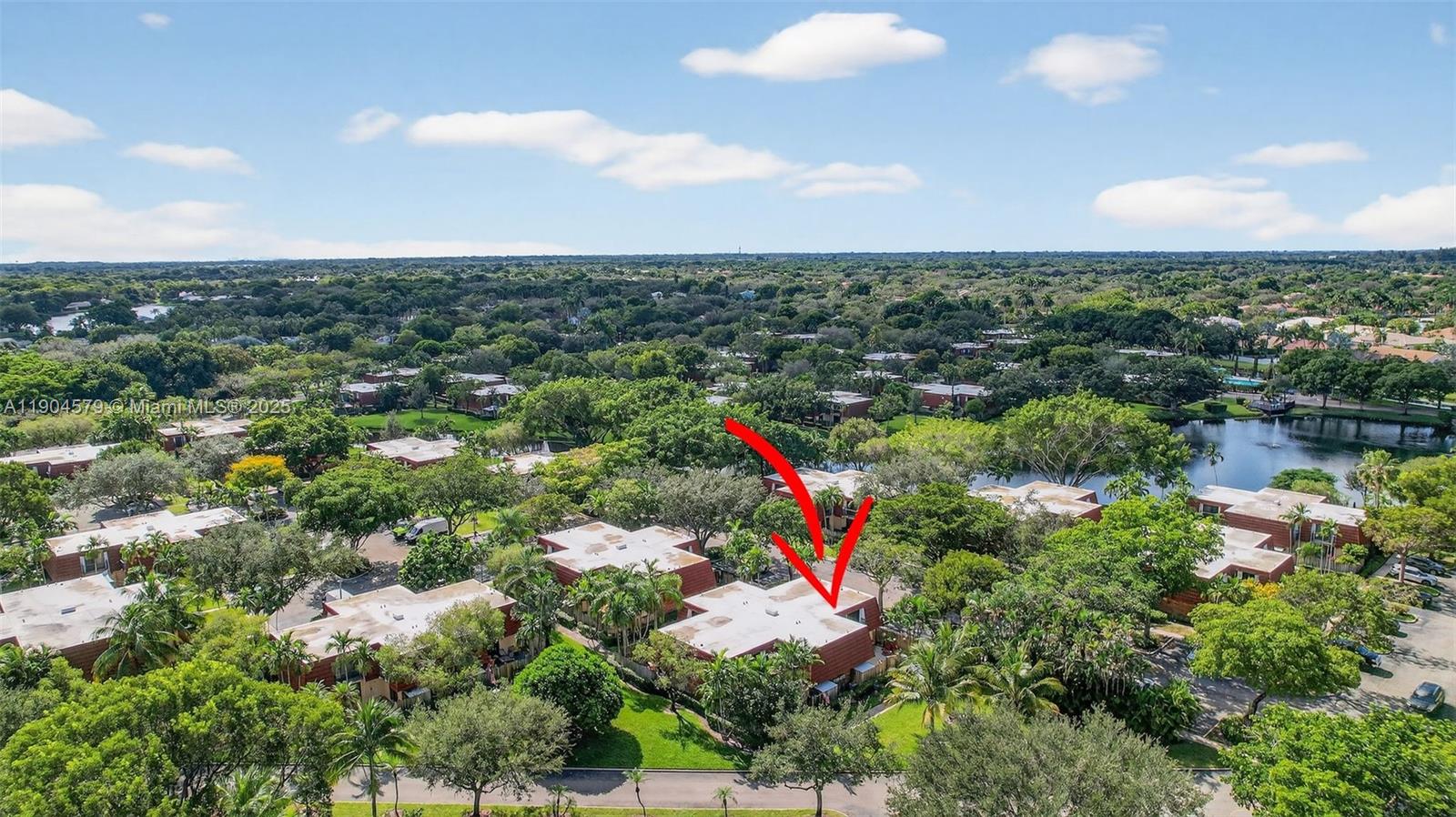 9927 Northwest 6th Place Plantation, FL 33324 - Photo 41 of 43 a view of a city