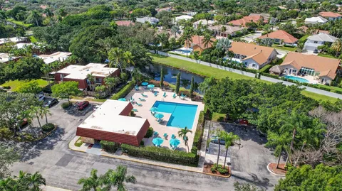 a view of a back yard of the house