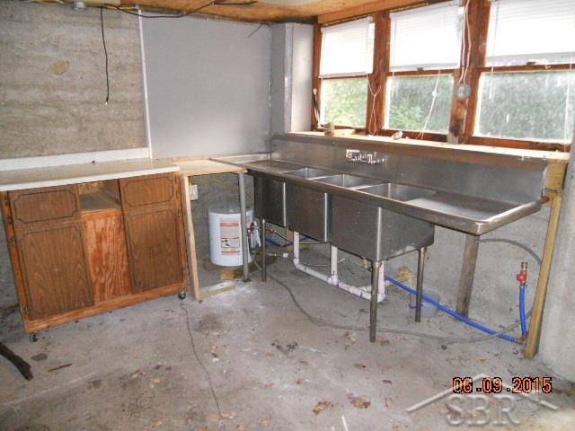 706 North Murray Road Caro, MI 48723 - Photo 21 of 25 Outbuilding3