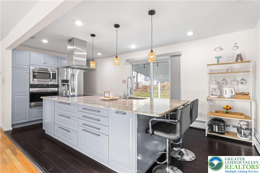 Dream Kitchen with Large Granite Island