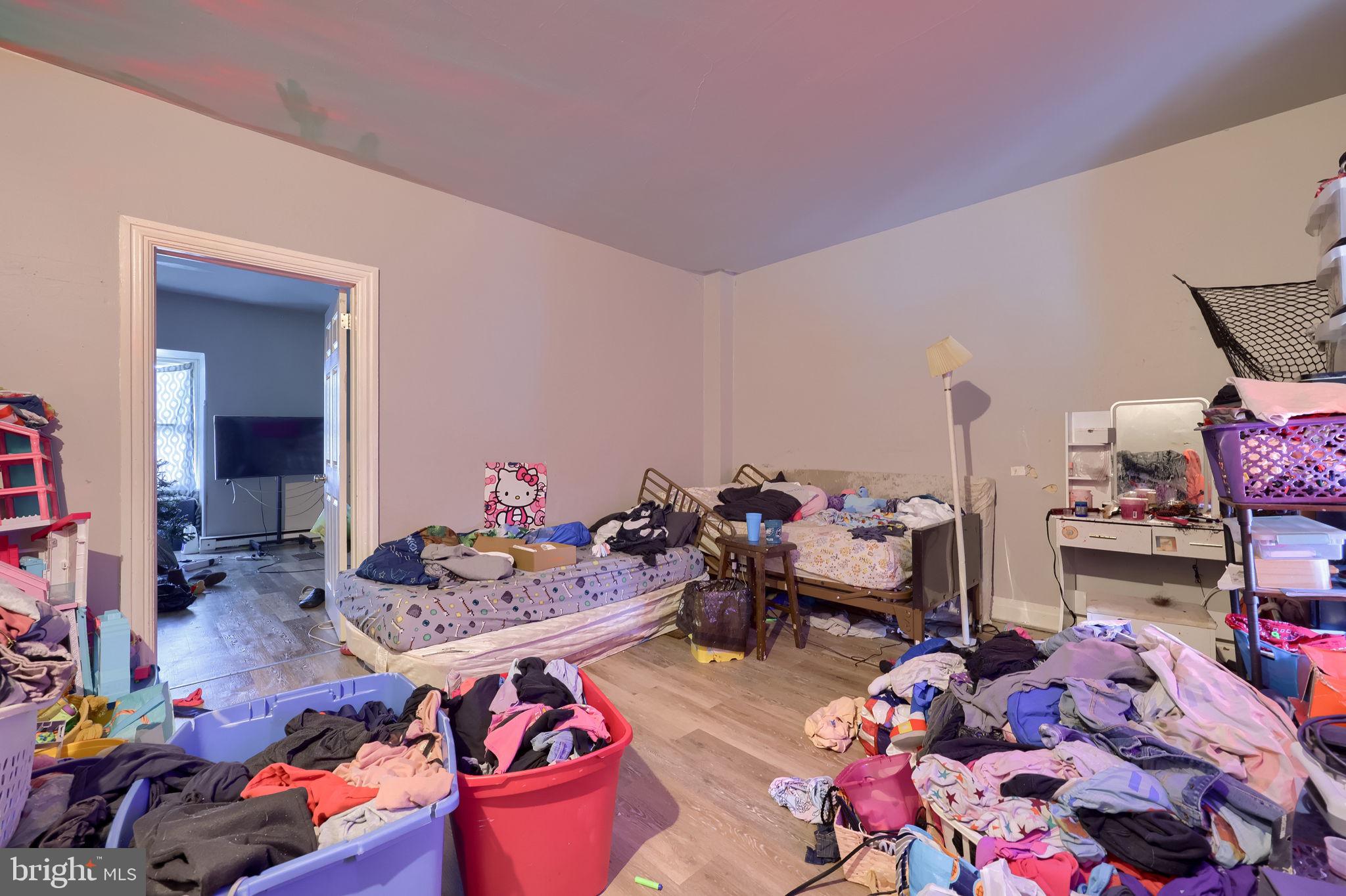 512 Spruce Street Lebanon, PA 17046 - Photo 13 of 23 a living room with lots of furniture