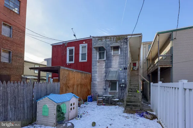 $250,000 | 512 Spruce Street, Lebanon, PA 17046