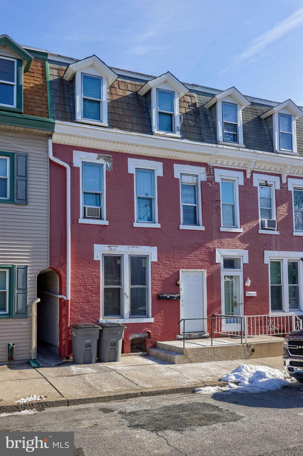 512 Spruce Street Lebanon, PA 17046 - Photo 2 of 23