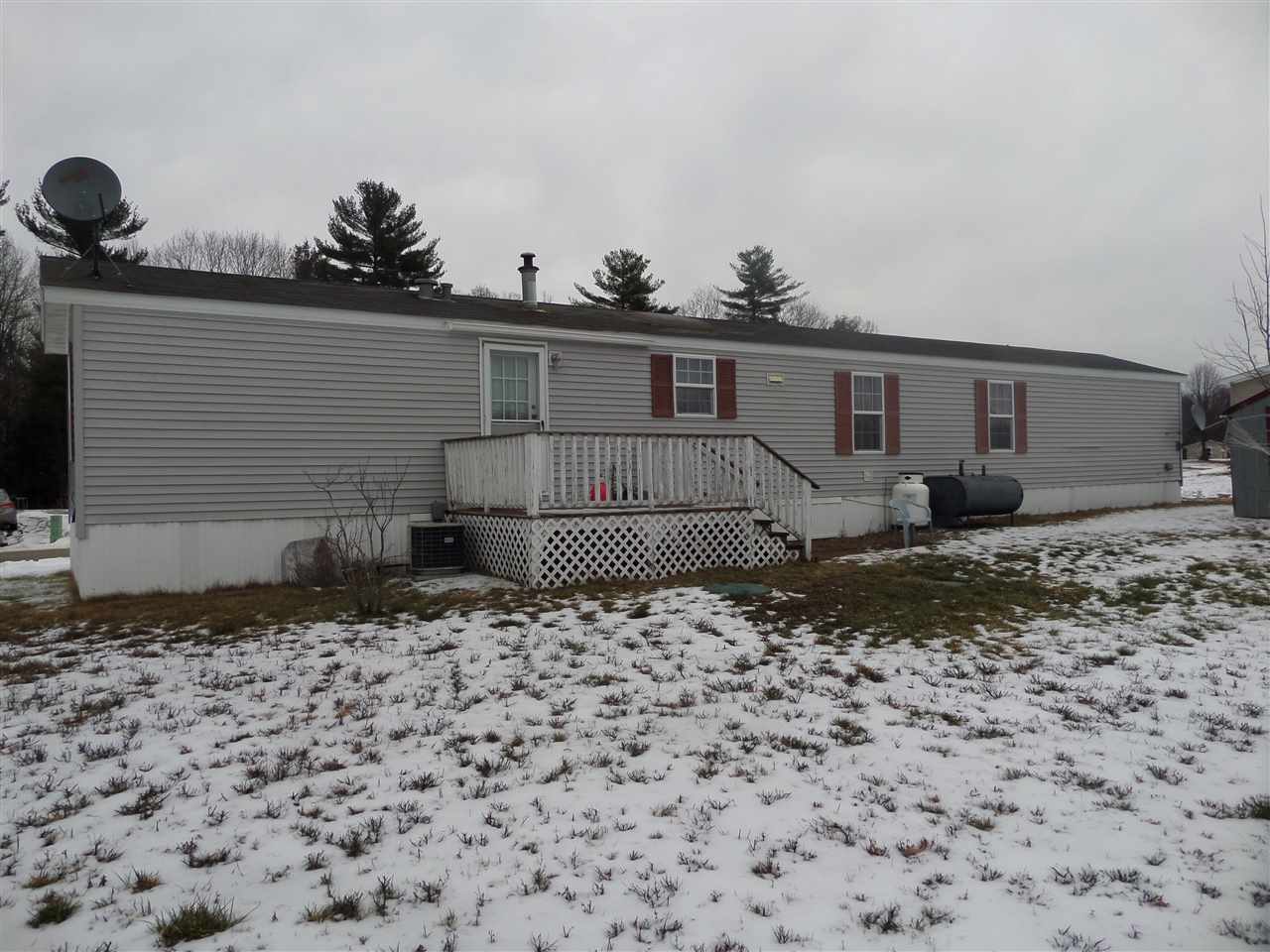26 Goldrush Lane Rochester, NH 03868 - Photo 2 of 18