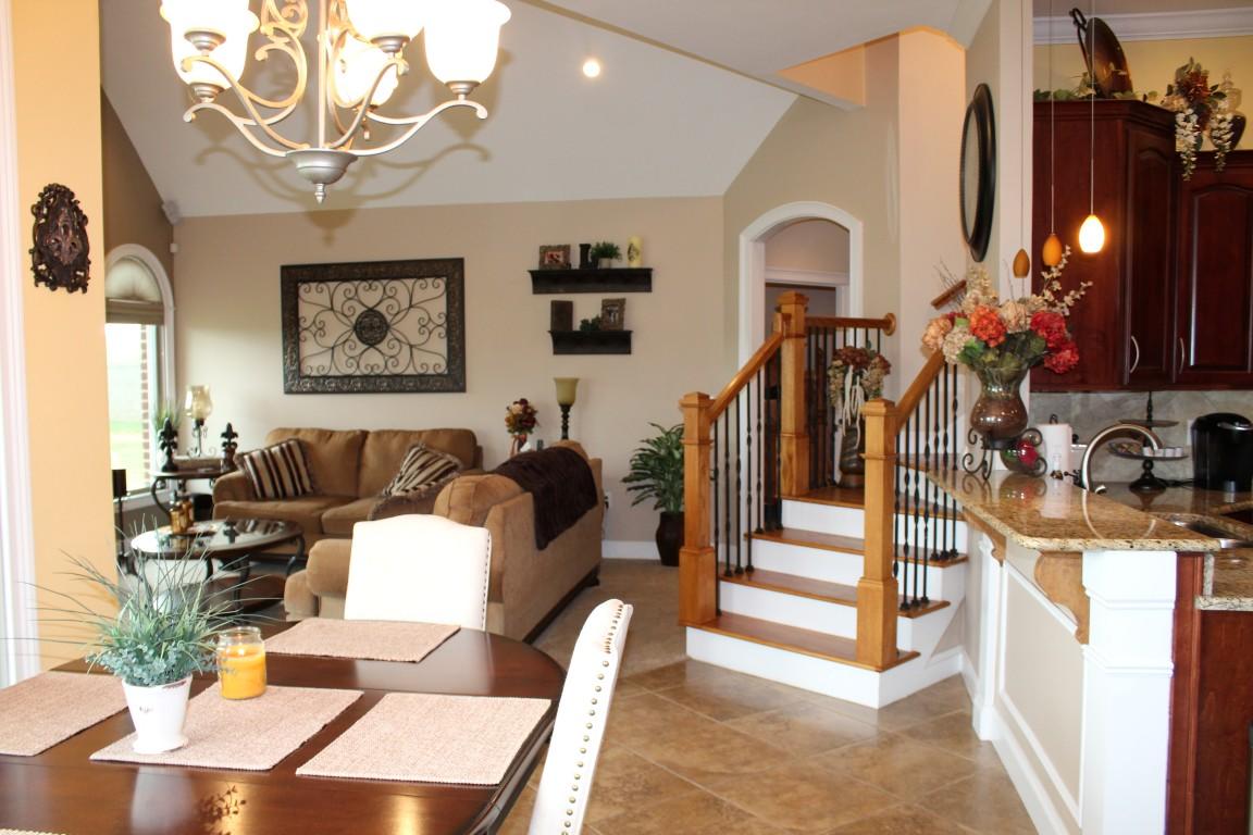 938 Fisher Road, Unit 57 Dayton, TN 37321 - Photo 17 of 72 view to family room from breakfast area