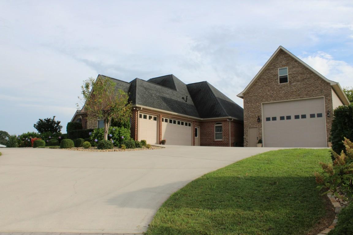 3 car garage & RV garage