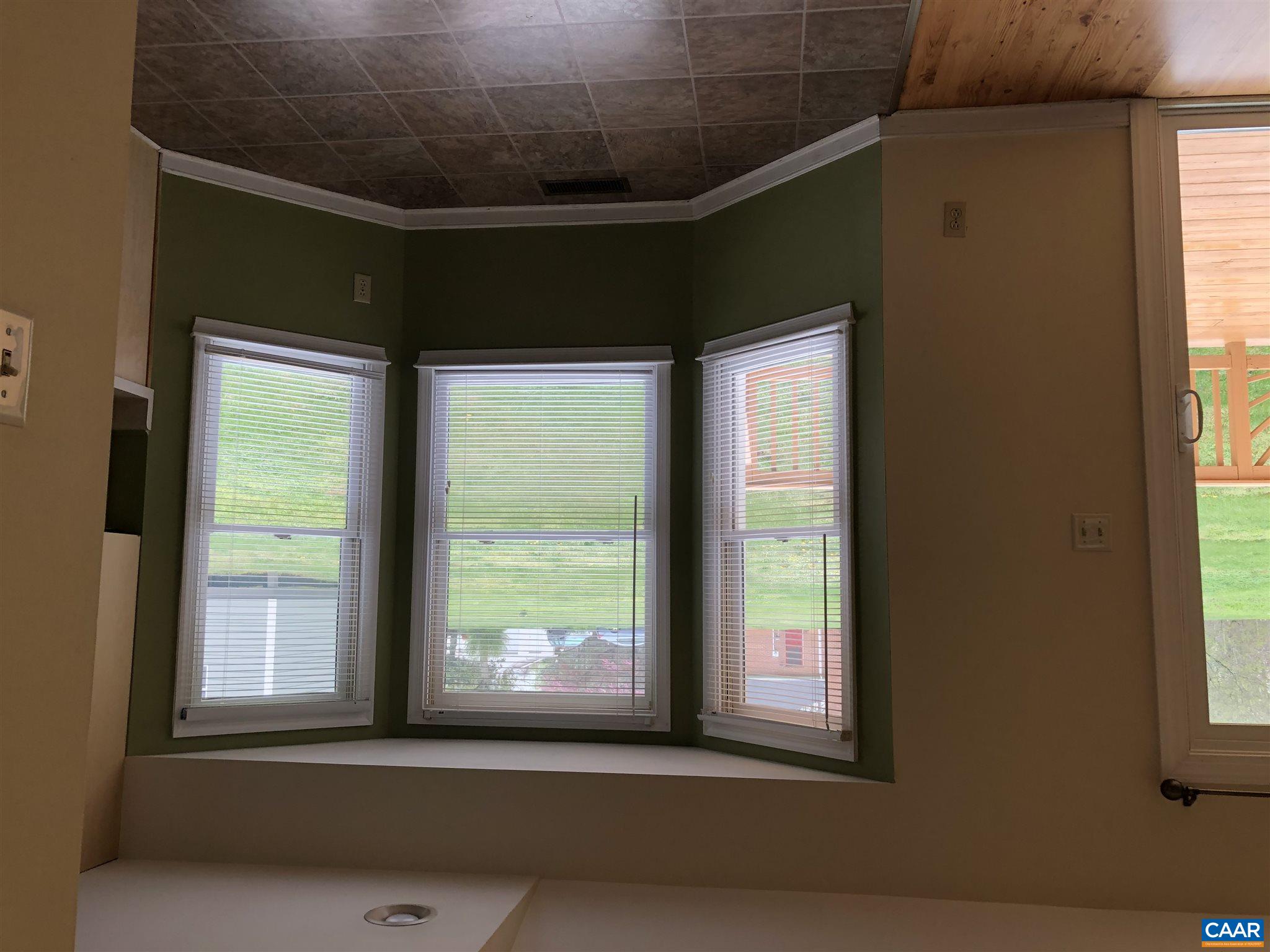 2811 Amicus Road Stanardsville, VA 22973 - Photo 8 of 27 a view of an empty room with a window