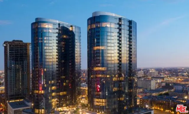 $4,344 | 1200 South Figueroa Street, Unit W3126, Los Angeles, CA 90015