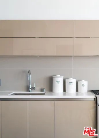 $4,344 | 1200 South Figueroa Street, Unit W3126, Los Angeles, CA 90015