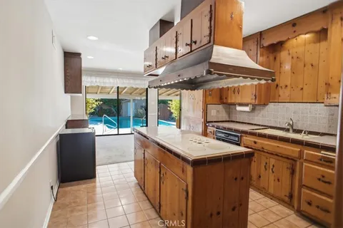 $849,000 | 7007 Whitaker Avenue, Lake Balboa, CA 91406