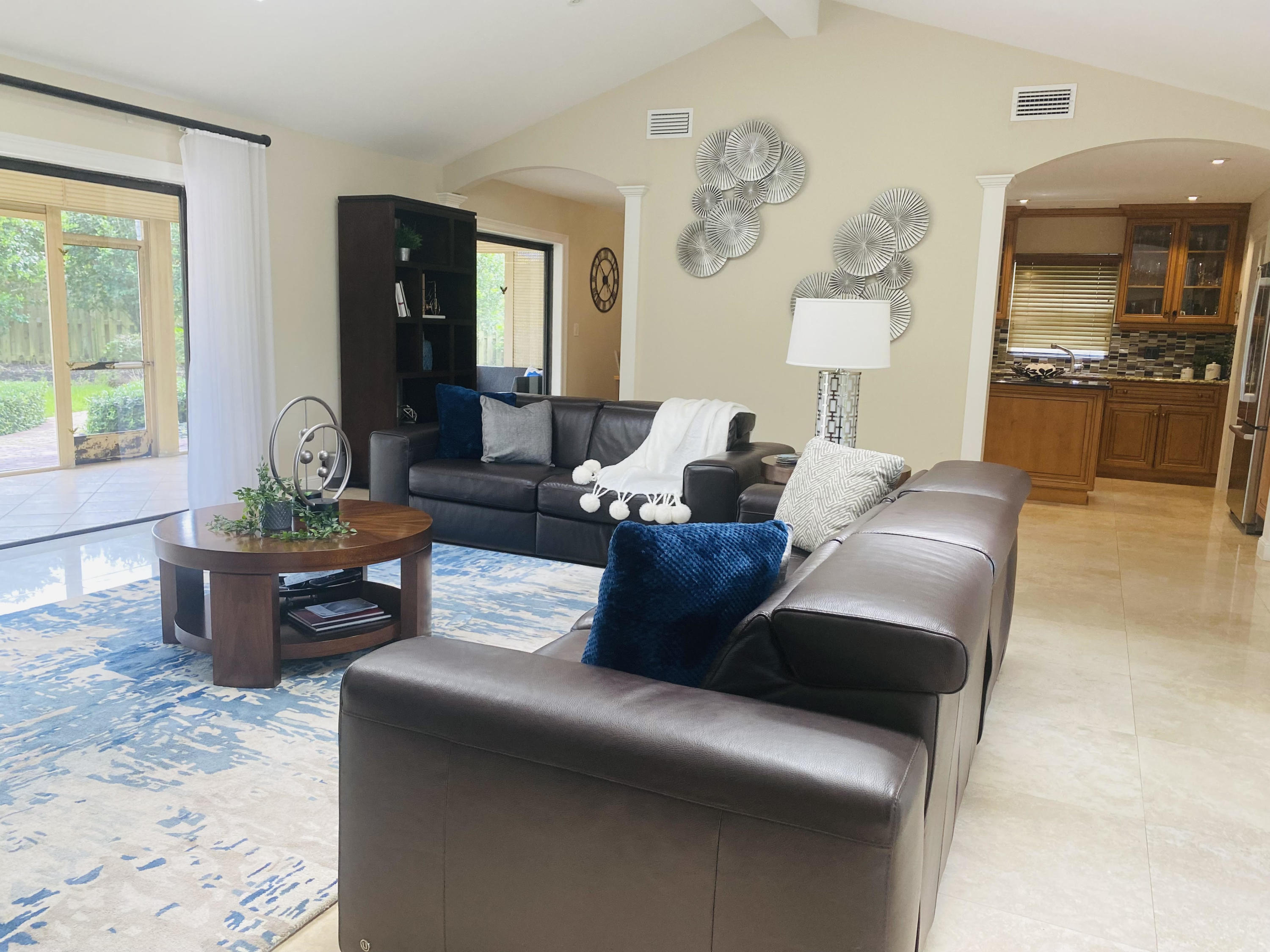 3200 Northwest 28th Avenue Boca Raton, FL 33434 - Photo 4 of 36 LIVING ROOM