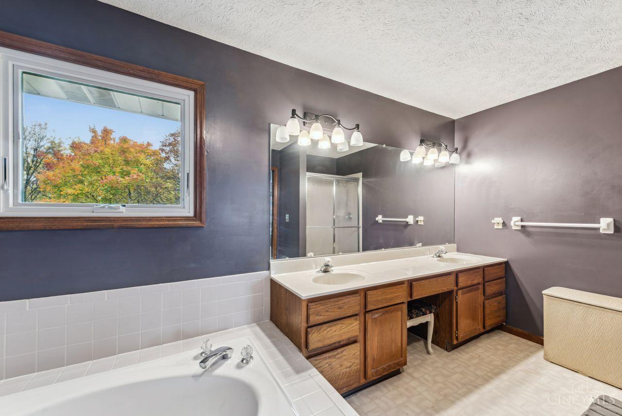 7693 Morris Road Hamilton, OH 45011 - Photo 20 of 35