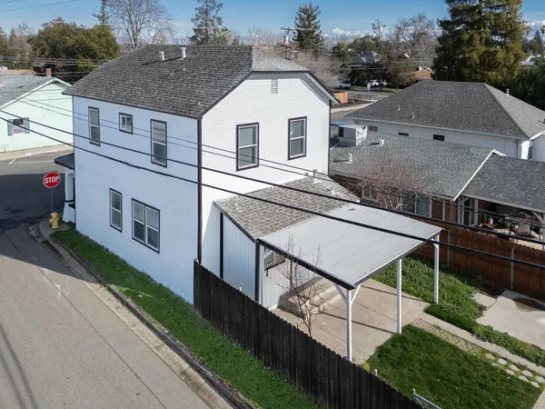 a view of house and outdoor space