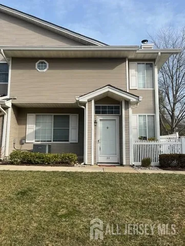 $2,800 | 35 Ashley Court, Bedminster, NJ 07921