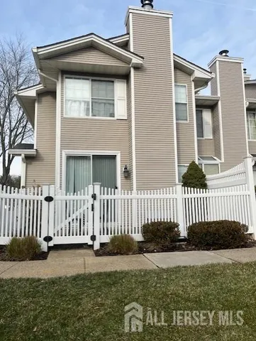 $2,800 | 35 Ashley Court, Bedminster, NJ 07921