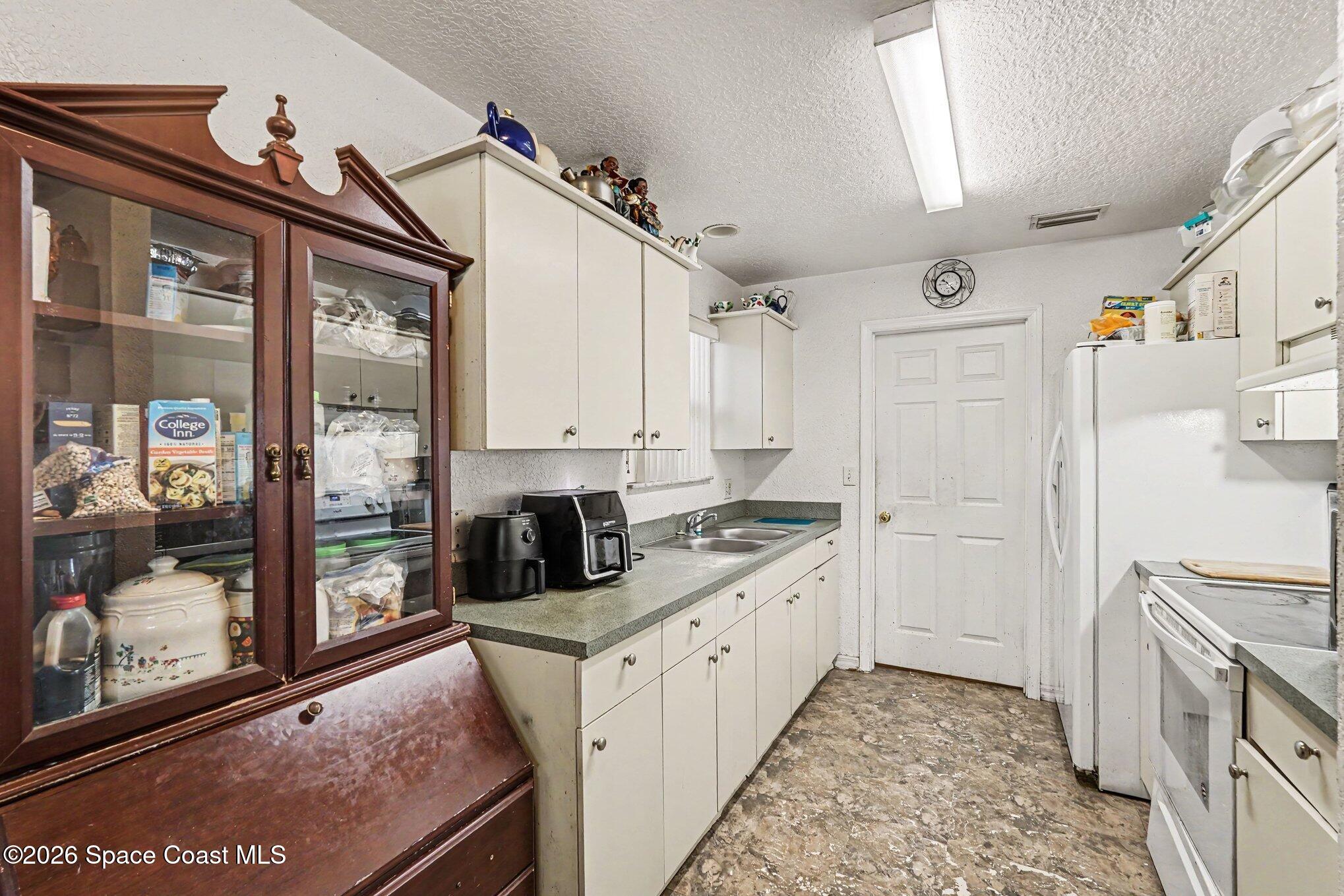 2225 Monroe Street Palm Bay, FL 32905 - Photo 8 of 28 012_file_6379