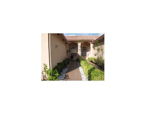 8403 Vía Serena Boca Raton, FL 33433 - Photo 2 of 19 Additional Photo