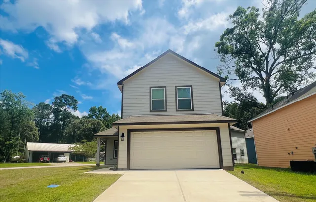 a house view with a outdoor space