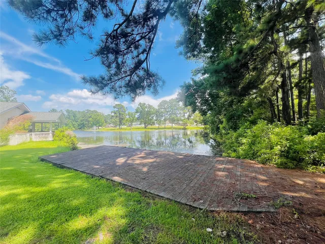 a view of swimming pool and lake view
