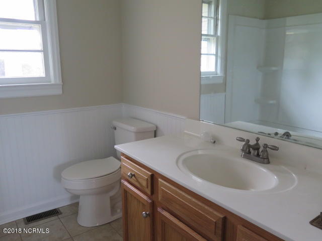 870 Rackley Road Clinton, NC 28328 - Photo 22 of 33 IMG_2575