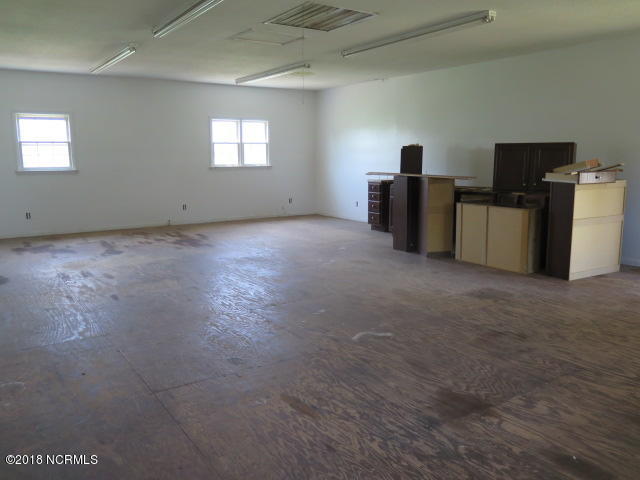 870 Rackley Road Clinton, NC 28328 - Photo 33 of 33 IMG_2617