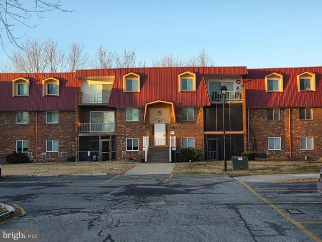 $1,800 | 97 Par Haven Drive, Unit J12, Dover, DE 19904