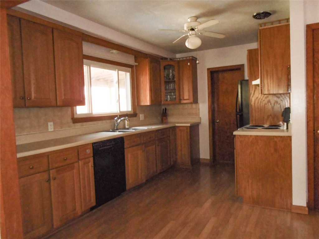 3605 Country Club Road Endwell, NY 13760 - Photo 2 of 16 Gallery Image 2