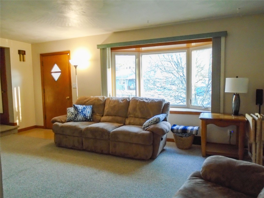 3605 Country Club Road Endwell, NY 13760 - Photo 5 of 16 Gallery Image 5