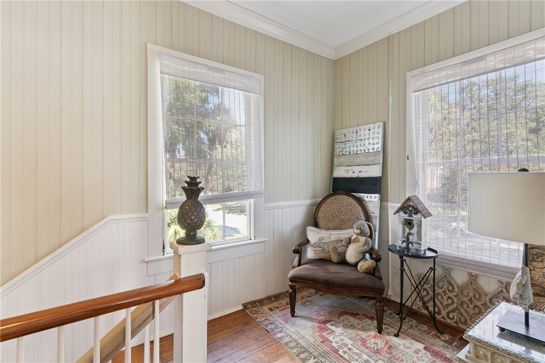 1303 Union Street Brunswick, GA 31520 - Photo 32 of 46 Seoond Floor Landing