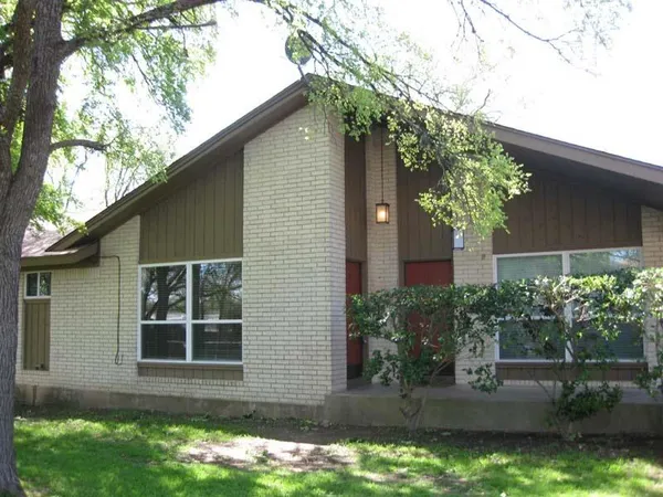 $1,600 | 11905 Bell Avenue, Unit A, Austin, TX 78759