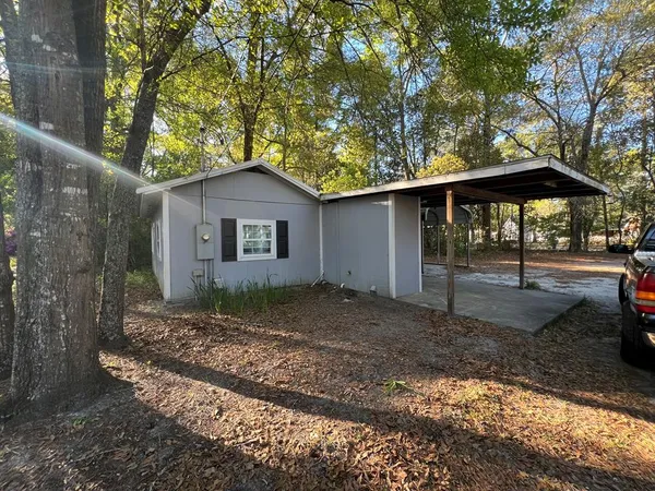$850 | 611 South Elm Street, Jesup, GA 31546